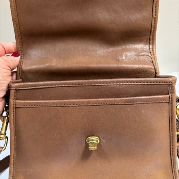 COACH Vintage Court Bag 9870 w/ hangtag - brown/tan - Picture 7 of 9